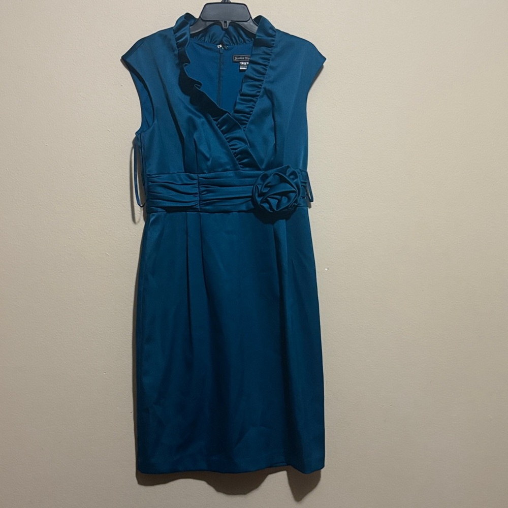 NWOT Jessica Howard Teal Dress.